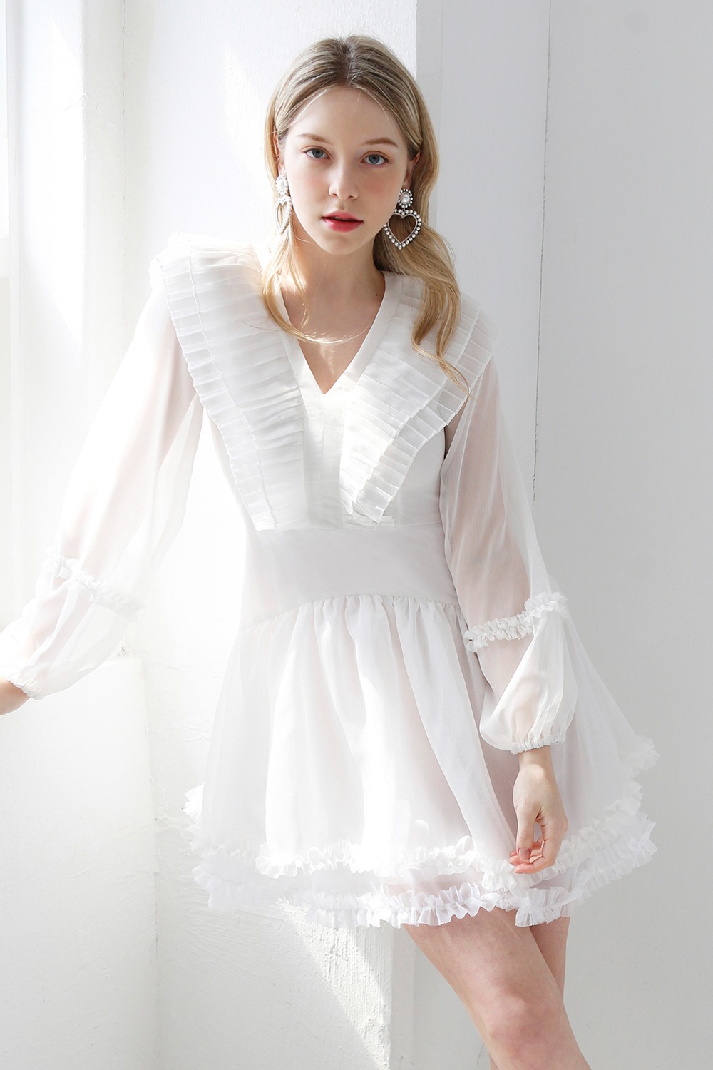 [케플러 채현 착용] Angel pleats dress (White)