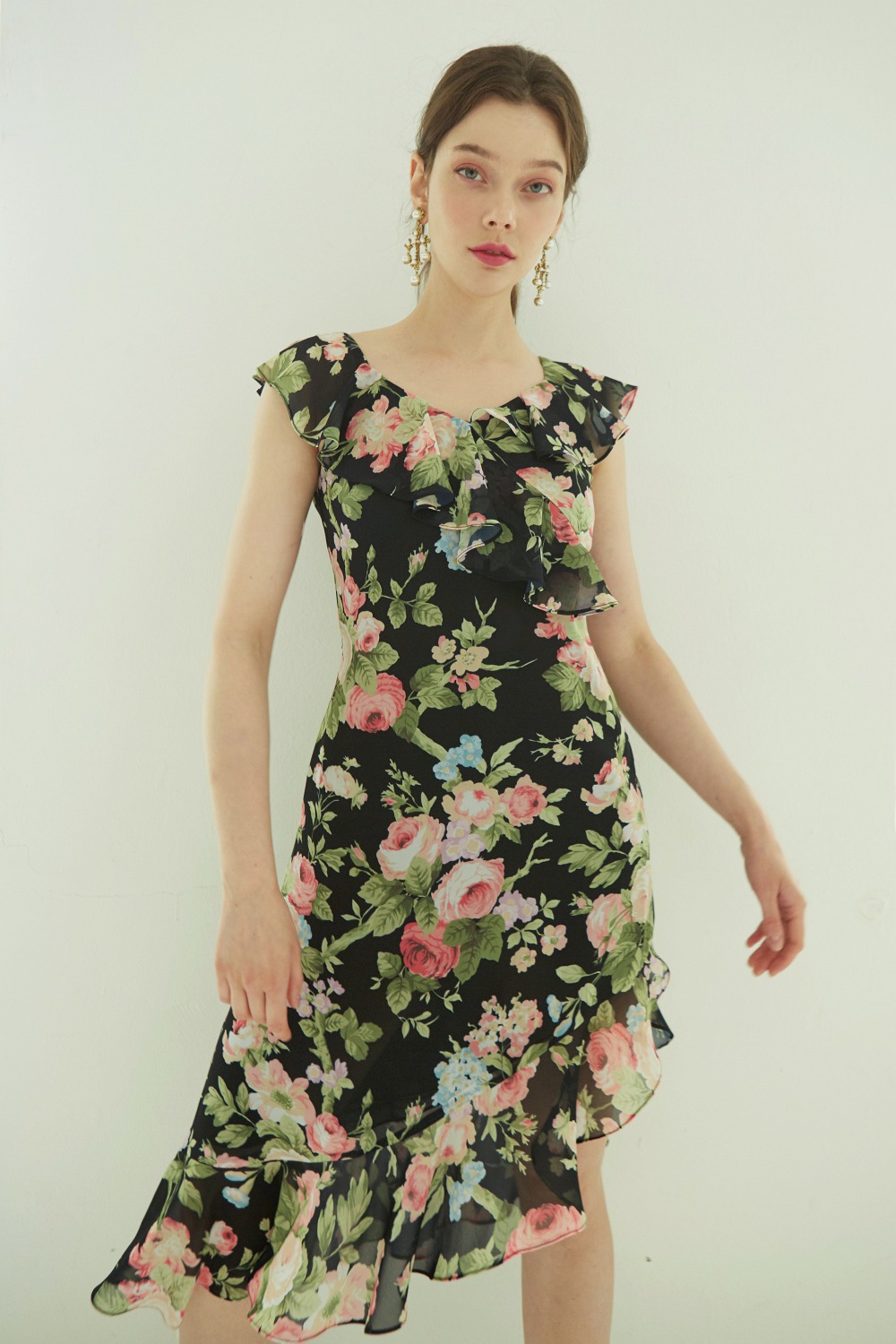 Rose garden summer ruffle dress (Black)